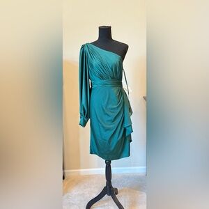 Mac‎ Duggal. Satin One Sleeved Cocktail Dress- NWT size 6